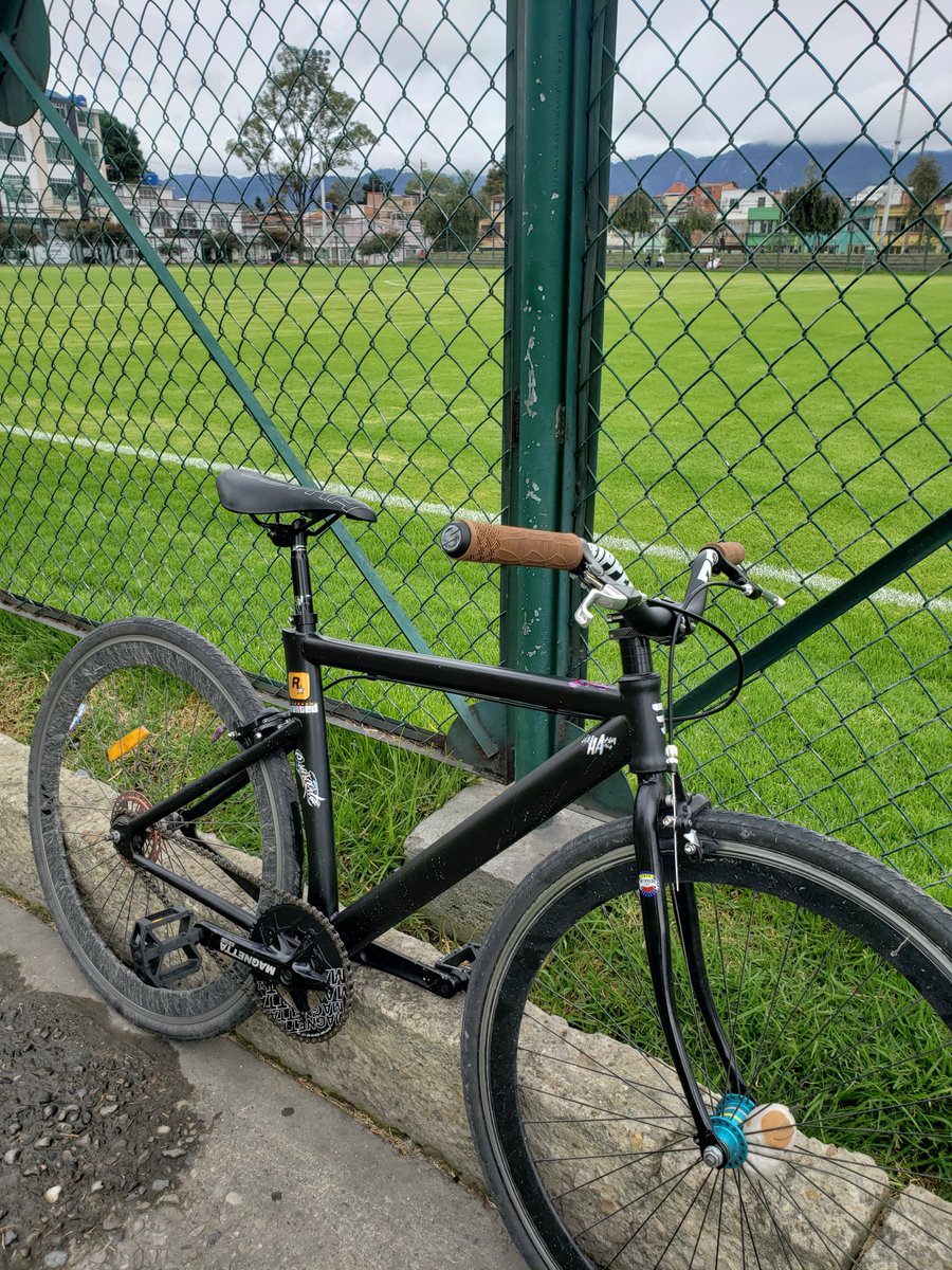 015_steve's tweet photo. Quien pa salir a ciclo viaaa 4:20 🤪🤪 https://t.co/MwpKl4gr56
