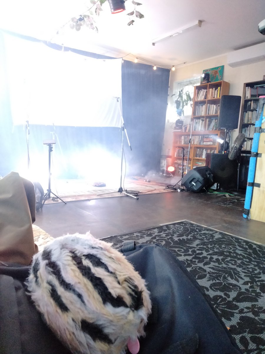 CCmakeko's tweet photo. I had a wonderful encounter and enjoyed a great sound system.Society city,,, https://t.co/IDQcy1YpPV