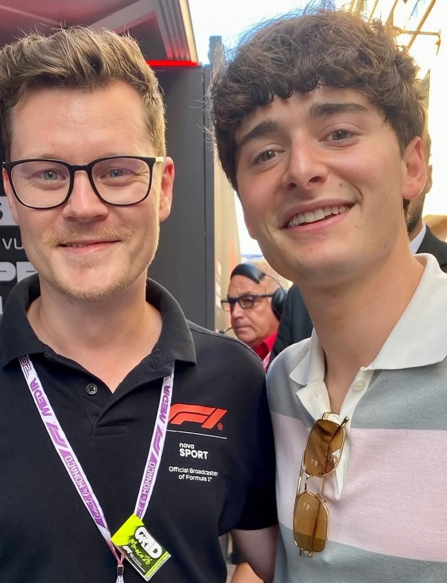 _sheeksh's tweet photo. “i was blown away by how cool he was” 🥺 https://t.co/mFQJdiPlv0