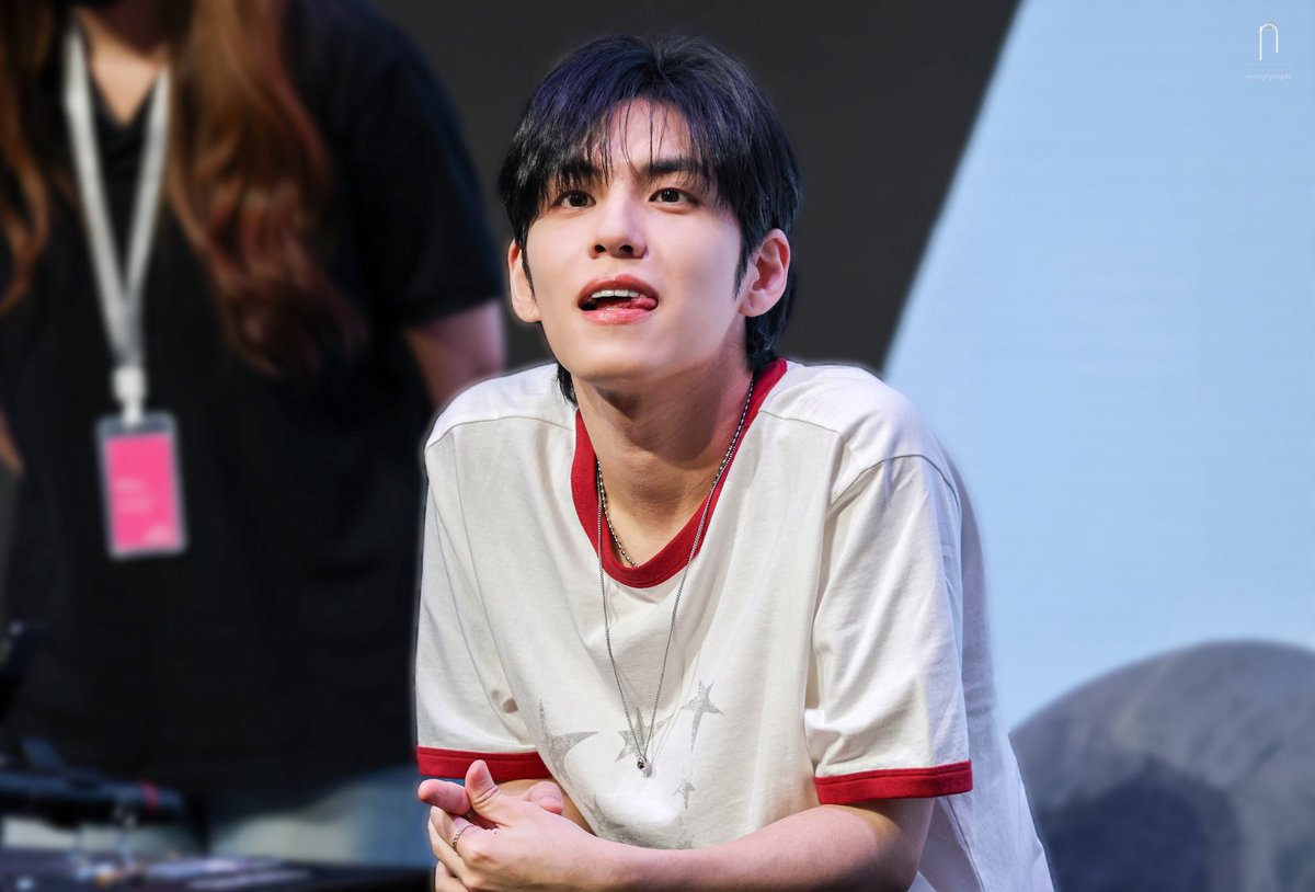 nyongnyong42's tweet photo. 260606 #원필 #WONPIL #kmonstar https://t.co/MLOReQlIHV