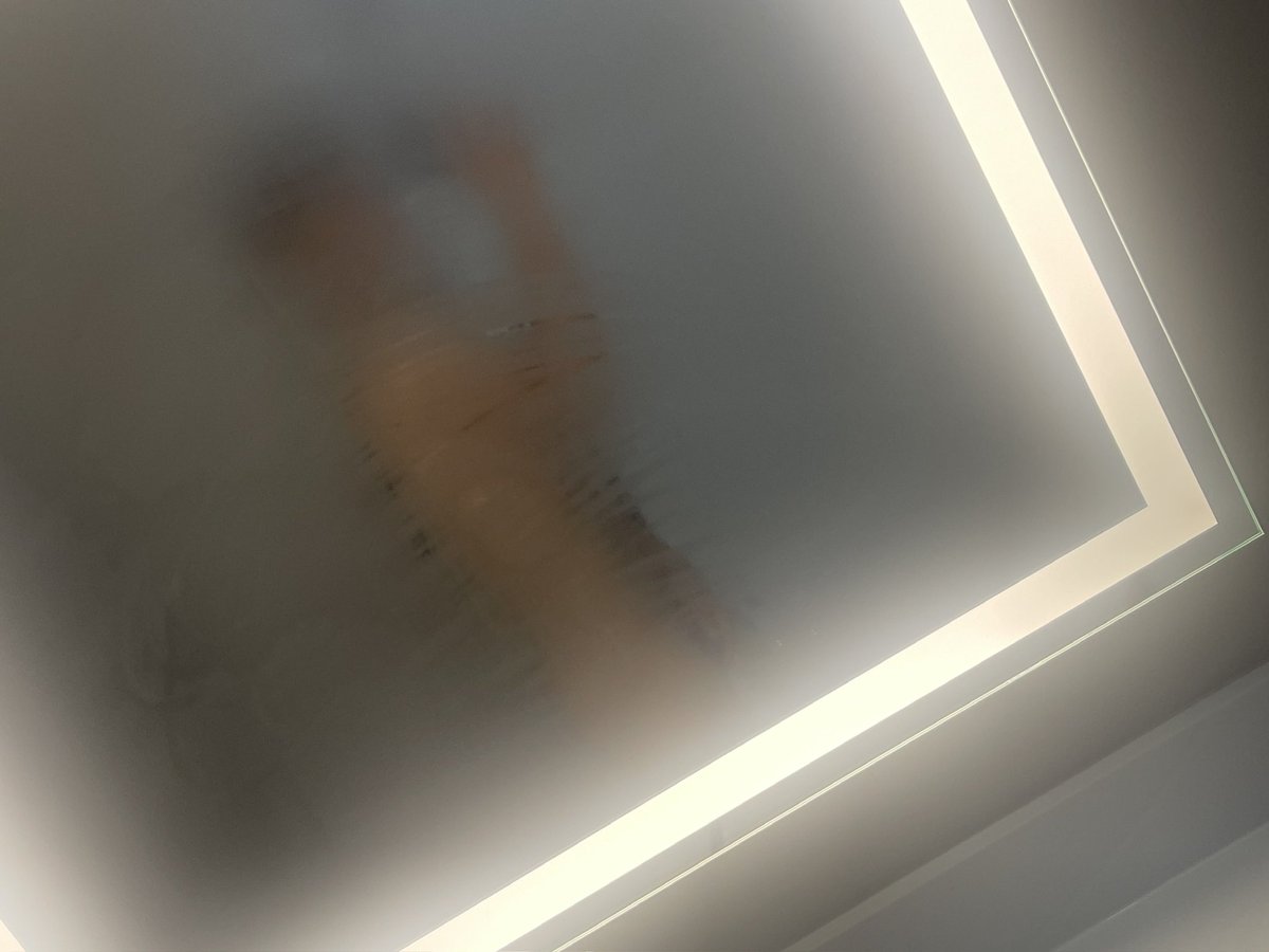 ko_d3r's tweet photo. Wanna see how good i smell after my shower ;) #nsfwtwt #horny #gay https://t.co/MDIm1kvhSo