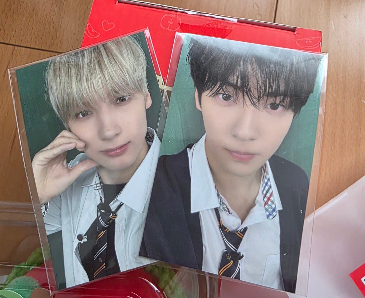 sugyumiyuna's tweet photo. TXT Hey! APPUL 
購入特典トレカ ポップアップ
りんごトレカ

譲:スビン カイちゃん
求: 同種ボムギュ
郵送交換希望です
よろしくお願いします🙇🏻‍♀️🙏

 #TXT交換 https://t.co/QmqjXmXMn1
