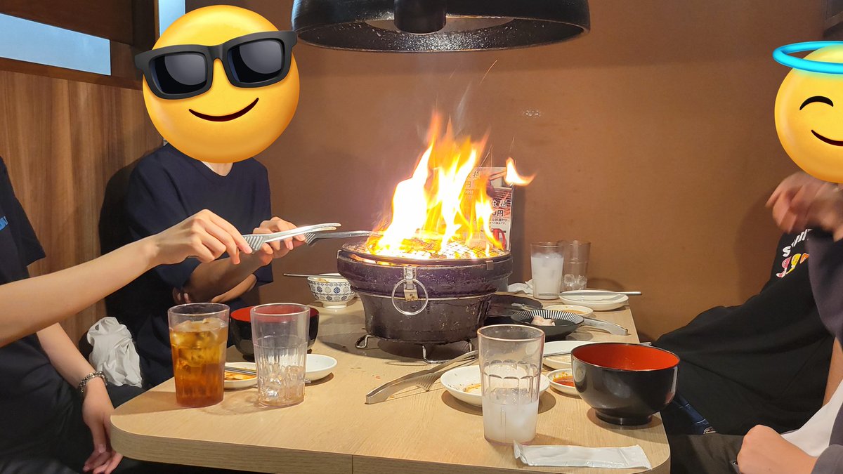 S2Q_official's tweet photo. 日曜日には「高校生クイズお疲れ様」and「新入生歓迎会」を行いました！ https://t.co/E7oELinF2R