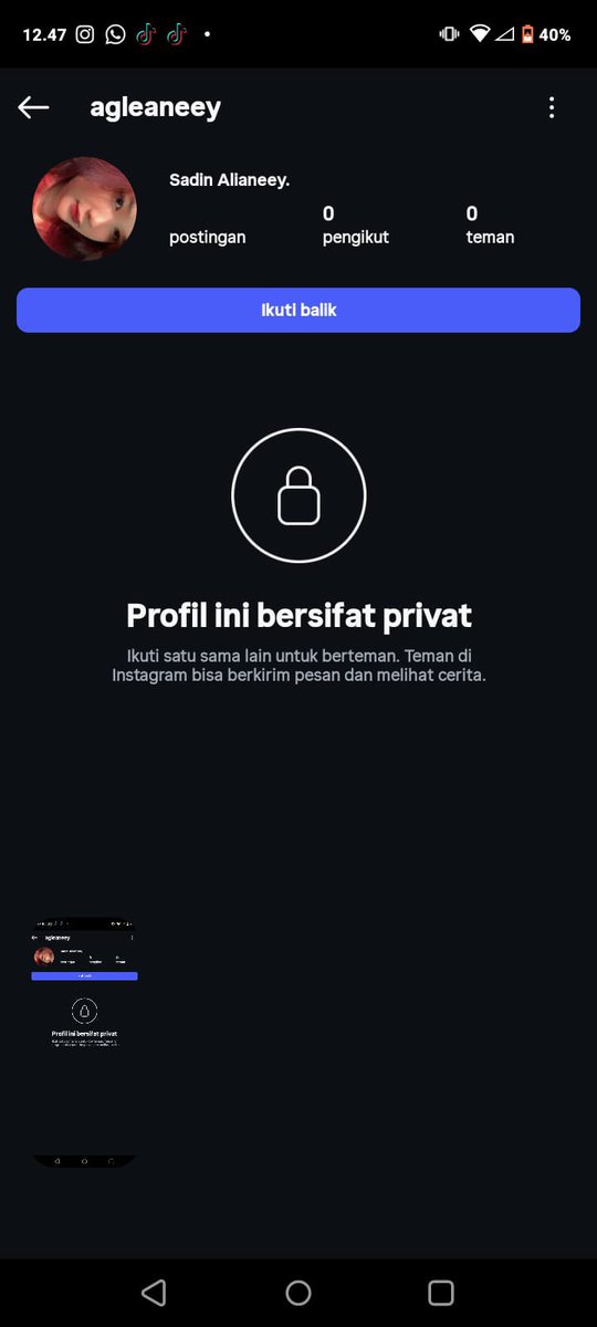 Astriliad11's tweet photo. Tolong yang kenal ini orang kasih tahu saya keberadaannya dimana, no telp yg bisa di hubungi dia juga. Viralin gaes. Dia bawa lari uang 40 jt lebih dari tiket konser ku dan teman2 ku. Bantu UP ya gaes.jastipnya namanya youth #penipu #peniputiketkonser #jastipyouth #fypシ゚viral https://t.co/GPJvaO4XwB