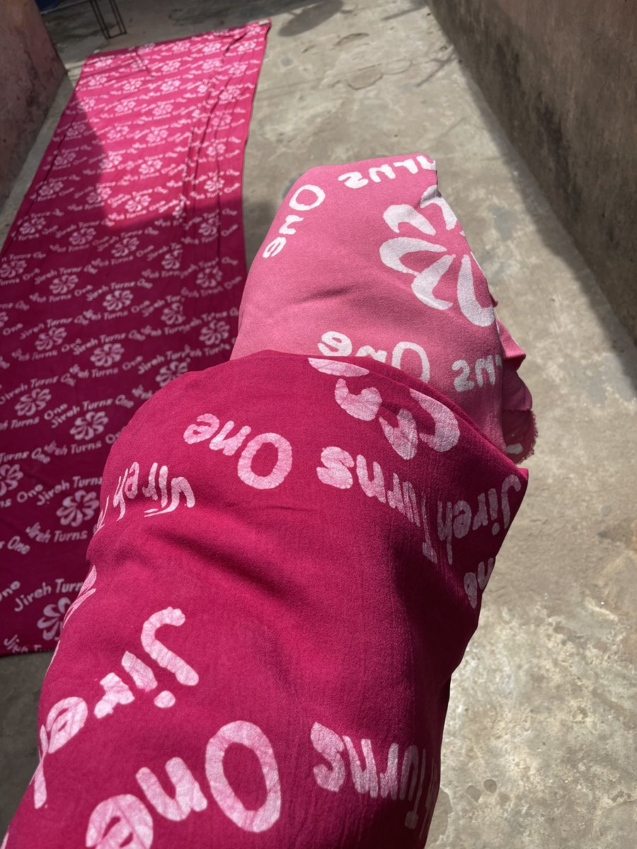 FitireDesigns's tweet photo. From virtual pattern to real fabric reality!
The final reveal for the Jireh Turns One custom order. We mapped this out digitally first to get the layout perfect, and then handcrafted it using our custom floral stamps. Love seeing the vision come to life!
#JirehTurnsOne #Adire https://t.co/62ToESw6Va