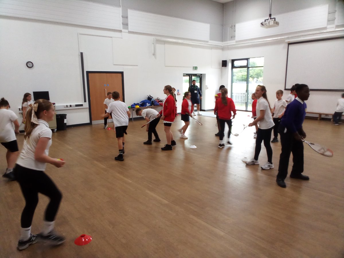 GCP_Y5and6's tweet photo. Coach Kieron, from Premier Education, is in this morning teaching all three classes tennis skills. #delightandjoy @PrimaryGreat  #GCPPE https://t.co/AZmJ5oHlaJ