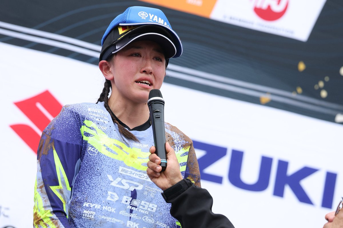 kusudo's tweet photo. トップ走ってコケてギャン泣きのJKライダーとか、ジェイに泥かけ続けた大倉とかｗプライベーターがIA1優勝とか　今日が東福寺さんの命日だとか。めっちゃ盛沢山のドラマ https://t.co/ByeFl00VNT