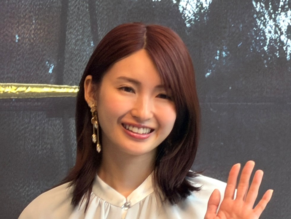 TBS_geino's tweet photo. 【 元乃木坂46・井上小百合 】

元メンバー能條愛未の義父・中村芝翫と親子役

〝友達の本物のお義父様の娘役…
すごく不思議な気持ち（笑）〟

会見前のやりとり明かす

#井上小百合 #中村芝翫

https://t.co/EKNOmZtWez https://t.co/mgp0OnEN9d