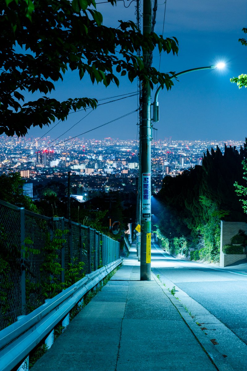 inthe_deepnight's tweet photo. 夜が好きだ。 https://t.co/3uxTpcQm2e