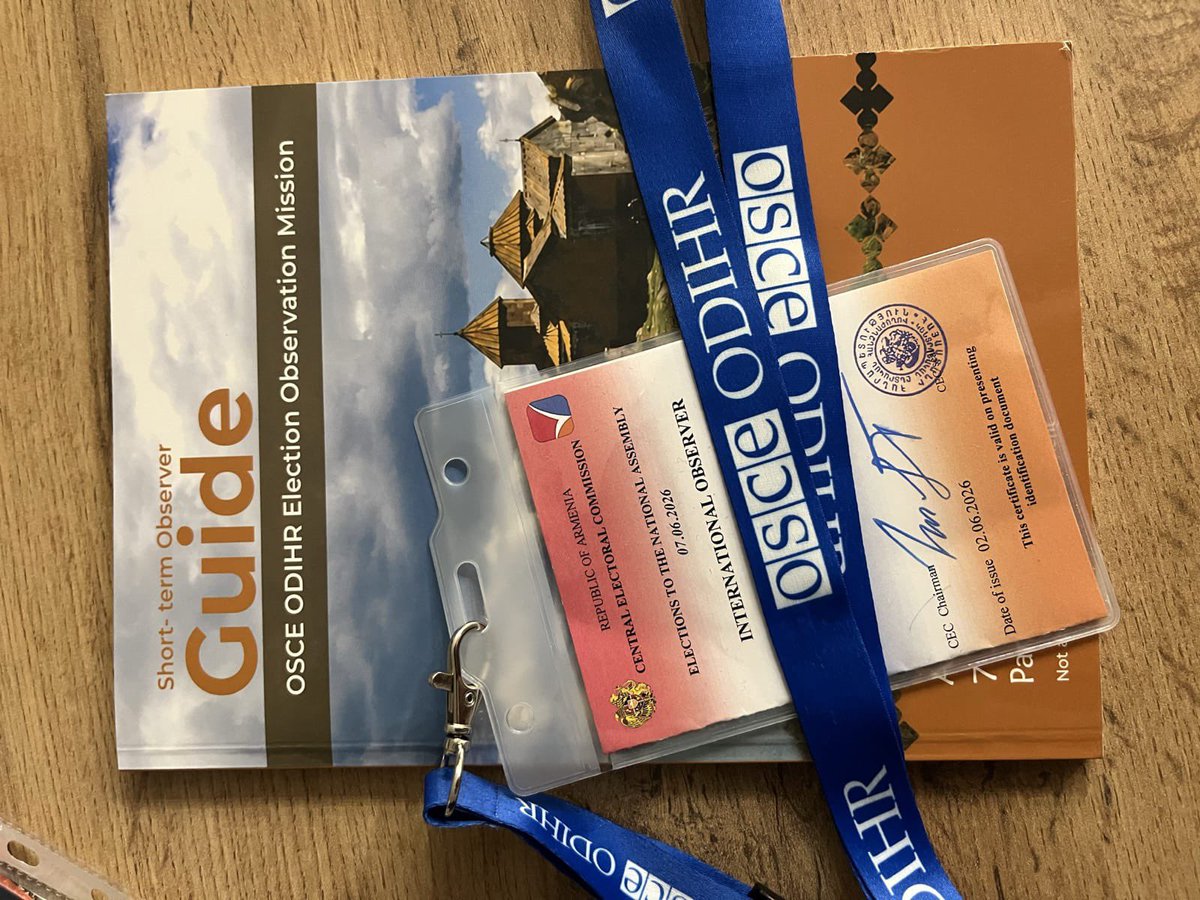 MFA_Lu's tweet photo. 🇱🇺 Luxembourg election observers at the parliamentary elections in 🇦🇲 Armenia.

Luxembourg is proud to again participate in @OSCE election observation missions!🗳️

https://t.co/uR7fd58x9d https://t.co/kdLiKK1Pmw