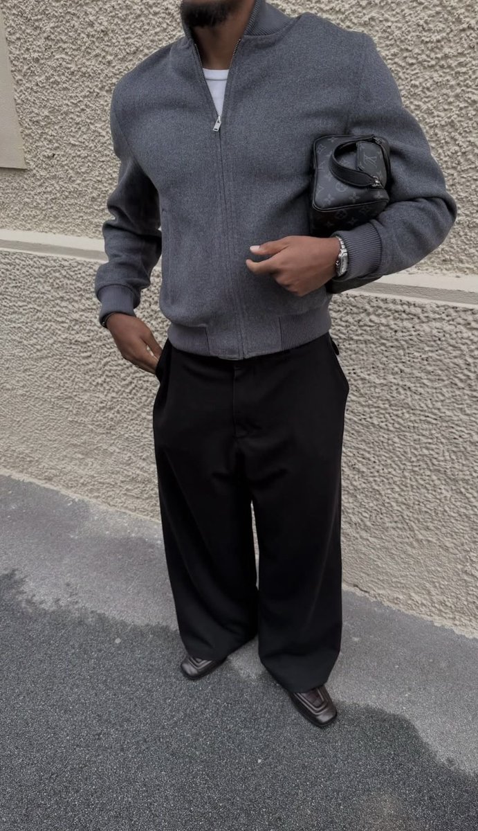 wtfay0's tweet photo. dressing clean and classy. https://t.co/w3NBEDy5UT