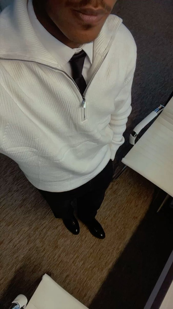 wtfay0's tweet photo. dressing clean and classy. https://t.co/w3NBEDy5UT