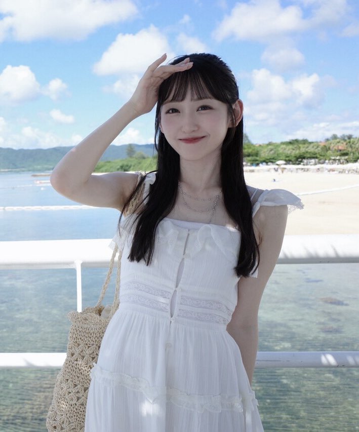 NogiStoryEnding's tweet photo. 歴代メンバー含めみーきゅん程楽しそうにアイドル人生謳歌してる子いないよね。ファンにとってそれが何よりもの幸せであり贈り物だと思う。「いつかはセンターに」という夢を公言しつつも、一度は「表題曲センターに憧れた時期もあった」とその夢を諦めたような発言をしていたみーきゅん。それでも燻らず夢を叶えた彼女に尊敬の気持ちしかないし、間違いなく弛まぬ努力と実力が引き寄せた結果。この夏沢山の涙を流すかもしれない、それでも神宮最終日にはこれまでより自身のある顔つきで笑うあなたがきっといるのでしょう。忘れられない夏になりますように。
#一ノ瀬美空 #乃木坂42th選抜発表 #乃木坂工事中