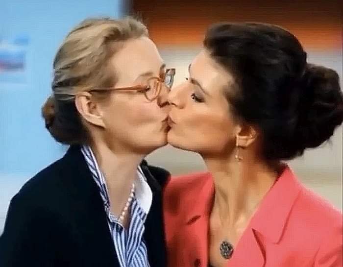 DurrwangerFranz's tweet photo. Hab ich eigentlich schon einmal erwähnt, dass ich AfD und BSW zum kotzen finde? https://t.co/wwoiZRs0Gk