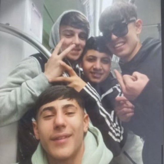 Benimadim_Turkk's tweet photo. Atlas ÇAĞLAYAN'ımızı katleden Efe Çaklı, Atlas'ımızı katletmeden hemen önce zıkkımlanmış  

Mattia Ahmet Minguzzi'mizi katleden 
Berkay Budak, Ayberk Doğan, Kerim Özbağ, Umutcan Baba adlı phichler de, Ahmet'imizi katlettikten sonra keyifli saatler geçiriyor... https://t.co/YlOk7qJmrq
