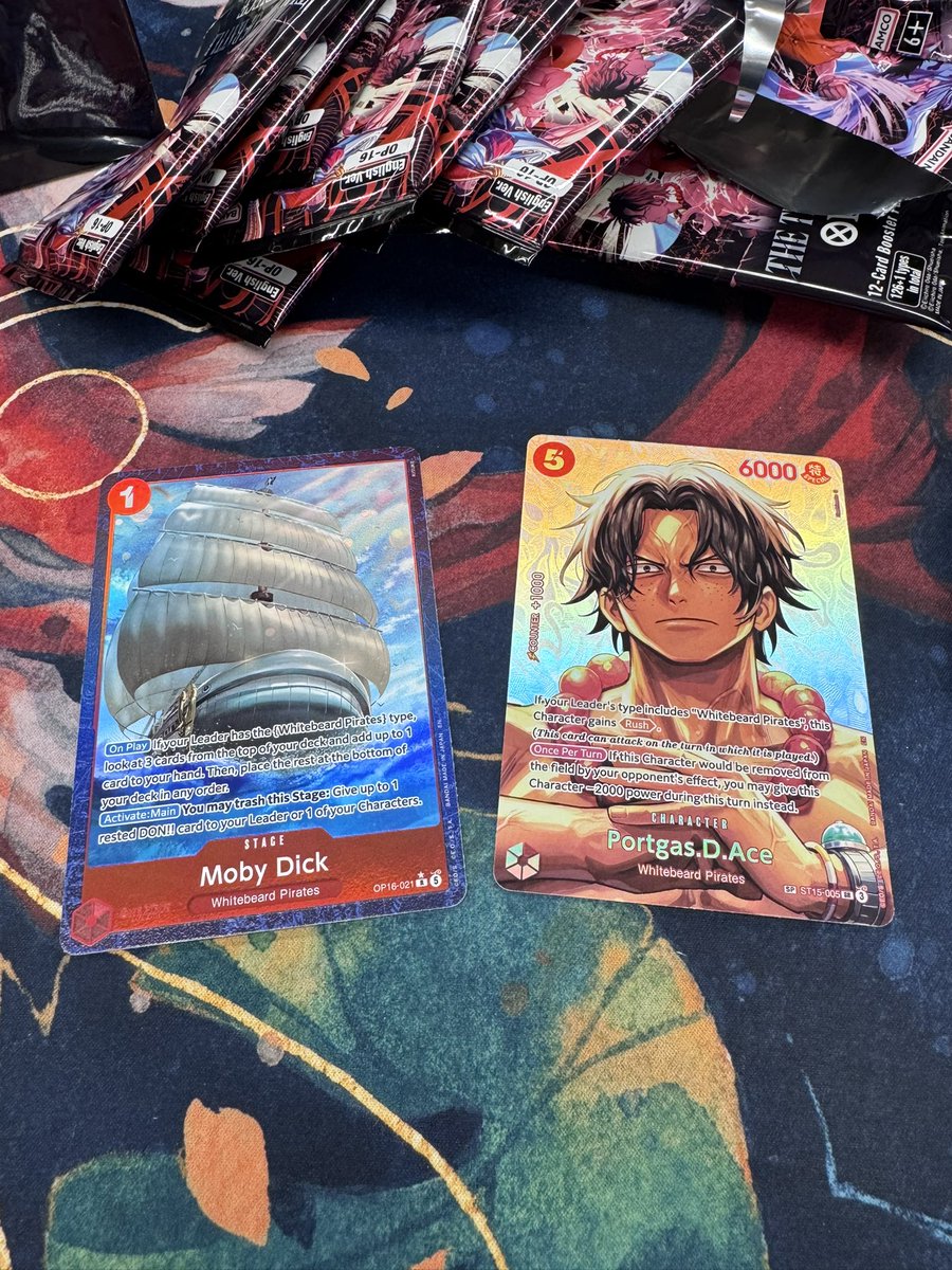 WatermanBrandon's tweet photo. @badaTCG Opened mine after pre-release event and felt pretty good about it🔥 https://t.co/UP4neHZoYg