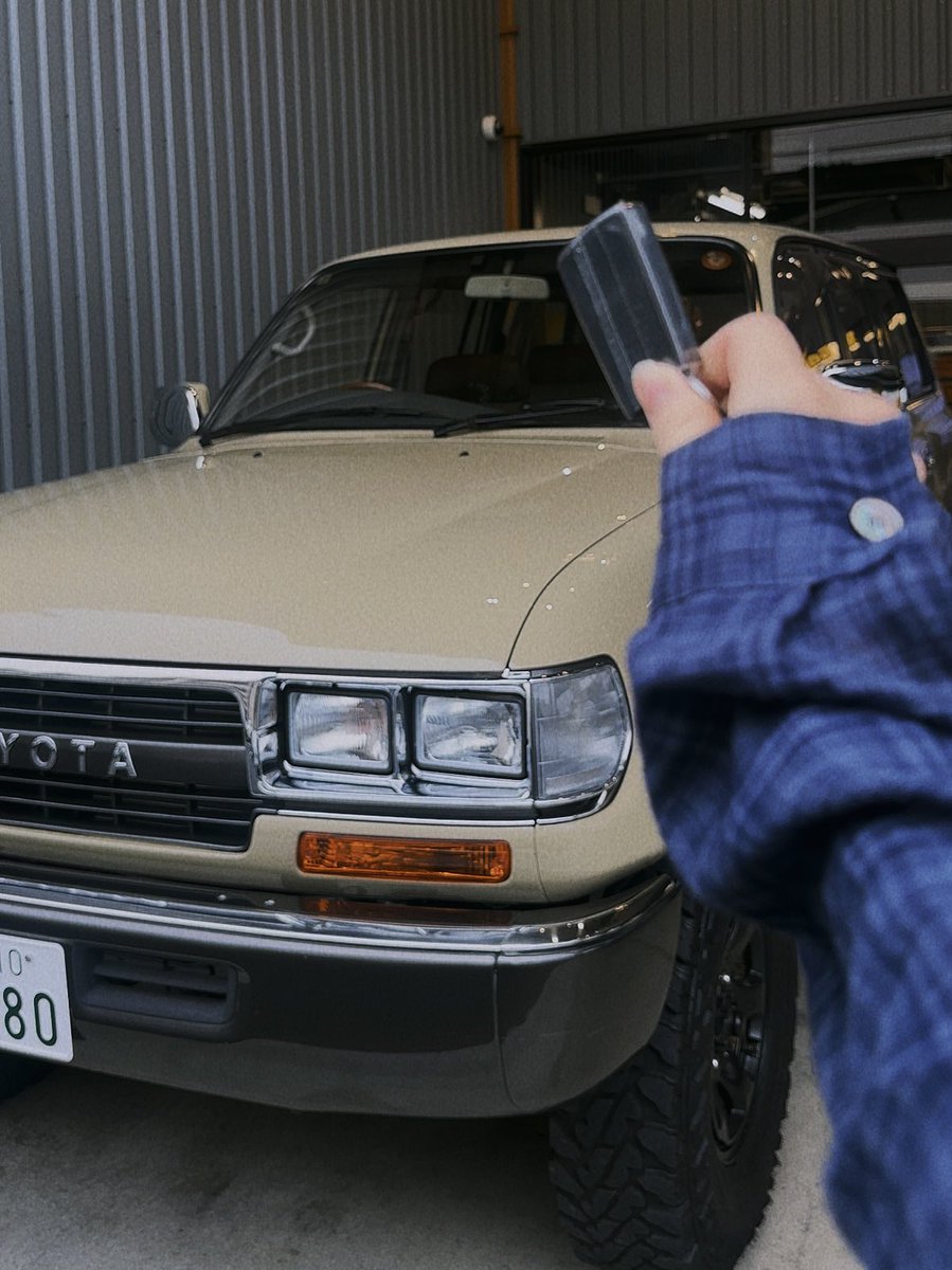 grr11_09's tweet photo. 車納車したよー！！！！！！！！
憧れのランクル80
古い車だけど大事に大事に乗ります🙂‍↕️ https://t.co/C2M6ZKUCAC