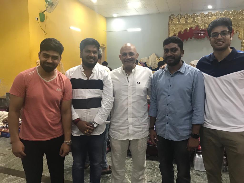 vishwas299's tweet photo. My mentor always guided and supported like big brother….Extremely saddened to tell you that Sri Surajj M N Hegde  — AICC Secretary and former IYC In‑charge — passed away today,
He will be deeply missed. Please keep the family in your prayers..
🙏🙏🙏we miss you Anna ..@INCIndia https://t.co/ixSBj6103W