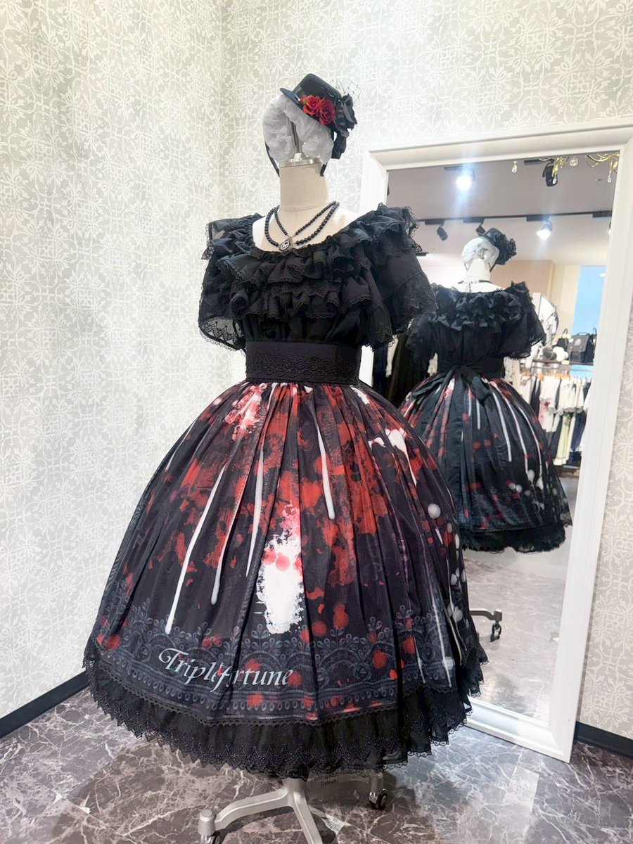💜Triple*fortune💜 新作アイテム入荷！ ☑︎ブラッディローズ