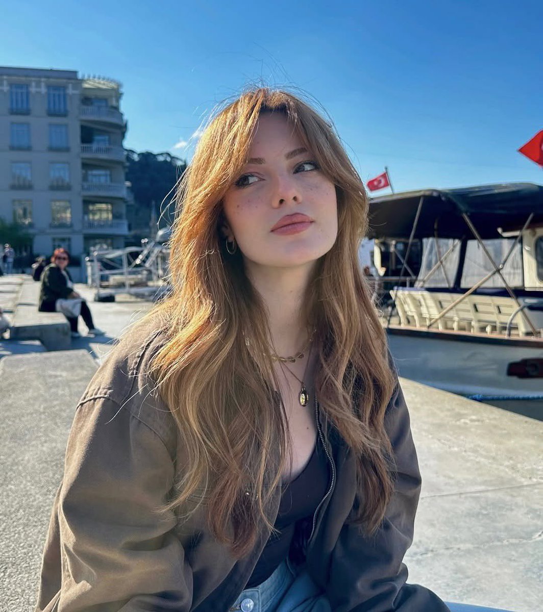 prettychoass's tweet photo. I'm from Russia and you ? https://t.co/o8cWUtAyLh