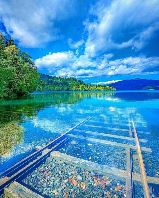 BarirahQueen's tweet photo. Shikaribetsu Lake Hokkaido https://t.co/riysFO7P0t