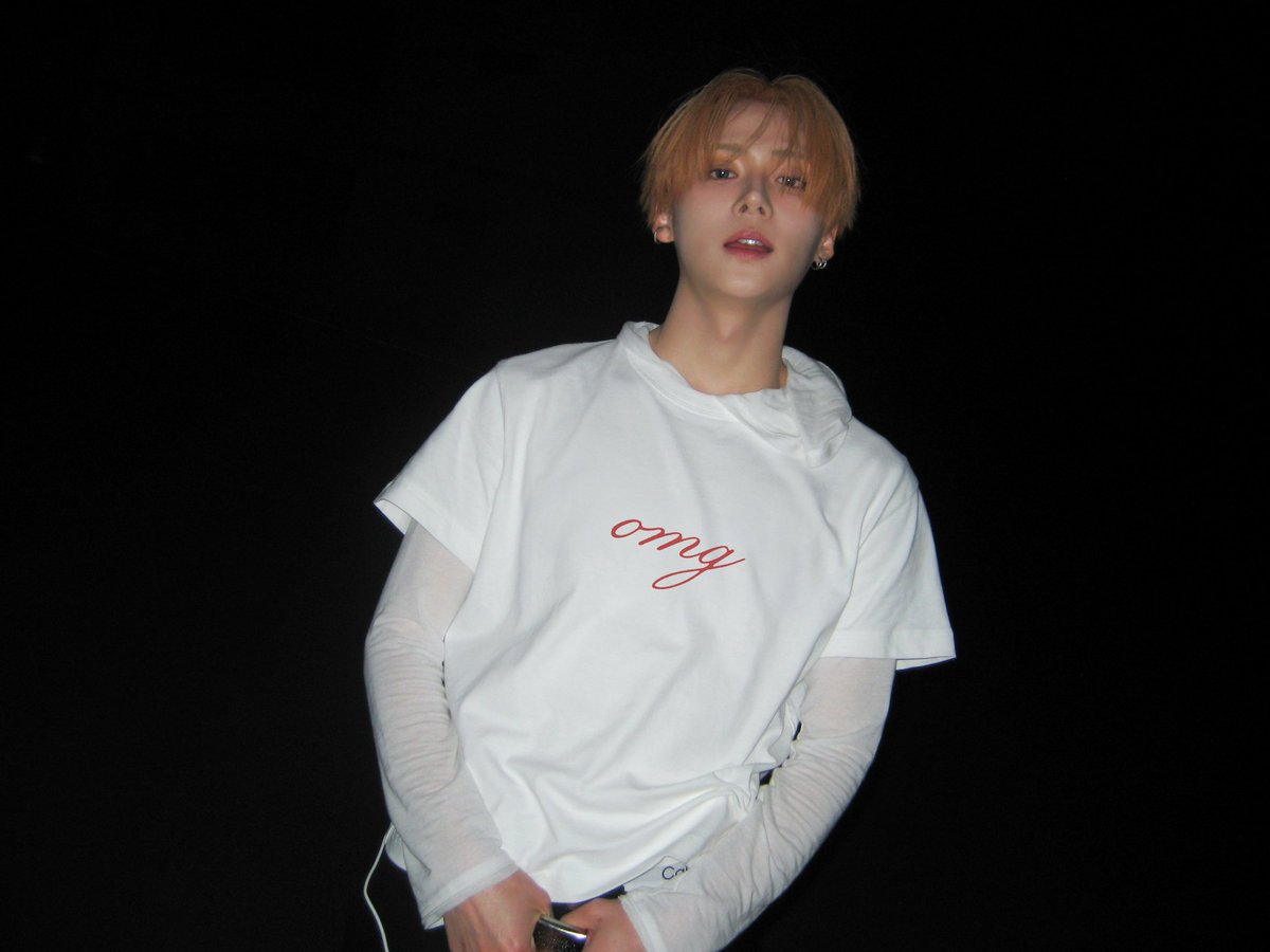 19wons's tweet photo. 260607 ald1 plus chat update

no school tomorrow behind photo vintage ver. 

#상원 #SANGWON https://t.co/7VChUyHevc