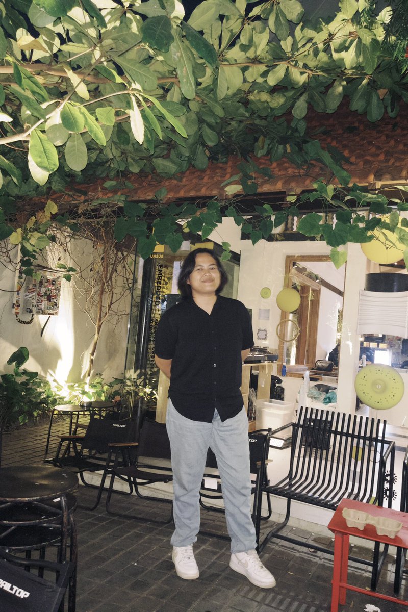 idxsaf's tweet photo. nongkrong tiap hari biar kerja makin semangat🧎🏻‍♀️‍➡️ https://t.co/NapvUz6m3W