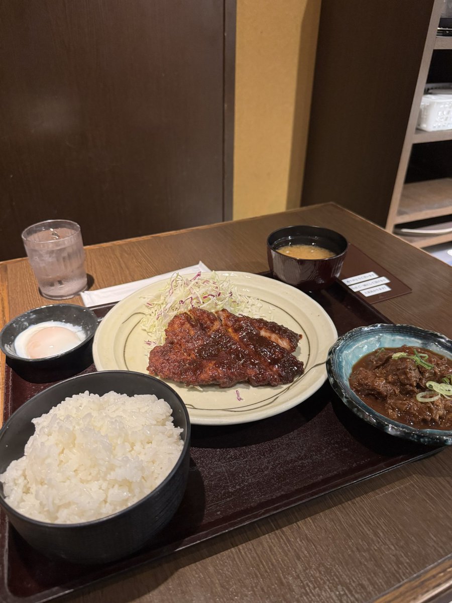 krs4040's tweet photo. 三重で納車して
帰宅道中、名古屋駅にて味噌カツ食べた😌
めっちゃ美味しかった
今度はゆっくり来たい😎

さぁ千葉へ戻ろう🚄 https://t.co/UnTRk3oUHh