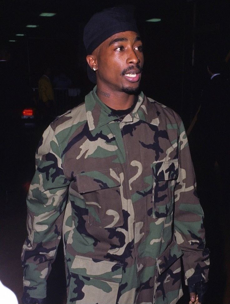 PE4422's tweet photo. @combatdollwatch Reject modernity, return to rappers wearing M80 surplus. https://t.co/nnkrWTzhg8
