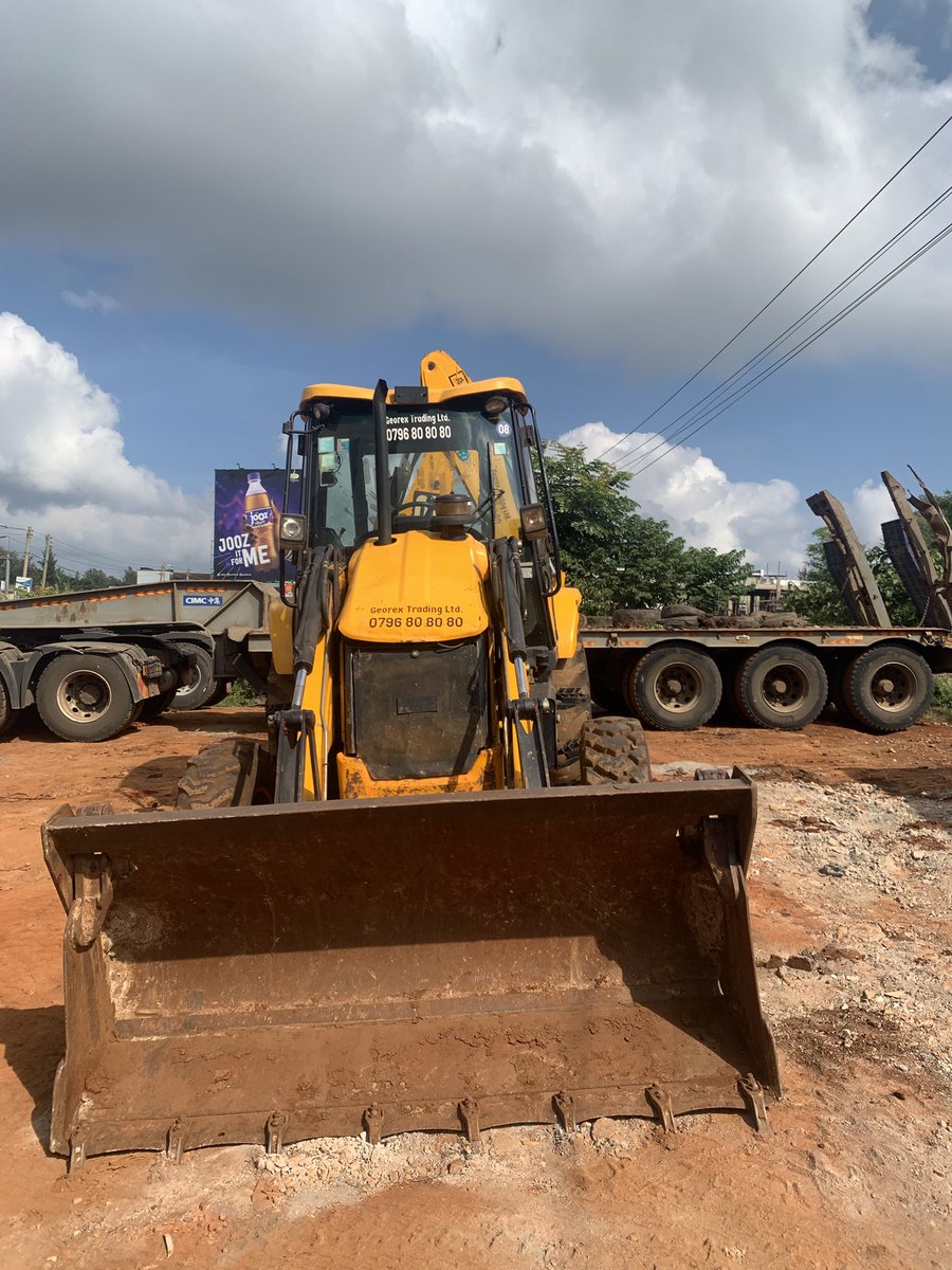 Georex_Trading's tweet photo. Monday sets the tone for the week ahead.💼
We are ready to support your projects with dependable heavy equipment logistics, material supply, excavations, backfilling, bush clearing, and civil works, delivering reliability where it matters most. 🚛
📞 0796 808080
🌐 https://t.co/xcTpCm6Rwt