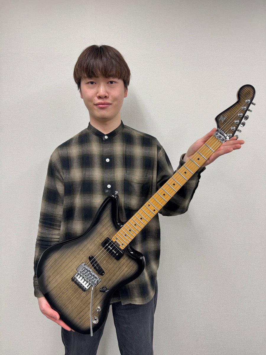 ESP学園(東京)ギタークラフト科 tweet media