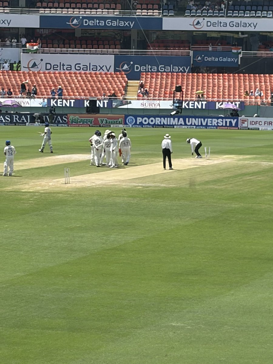 aami_aakash's tweet photo. Manav Suthar - 10th Indian bowler (7th spinner) to take a 5-wicket haul on debut

#INDvsAFG https://t.co/M2bbslLVvy