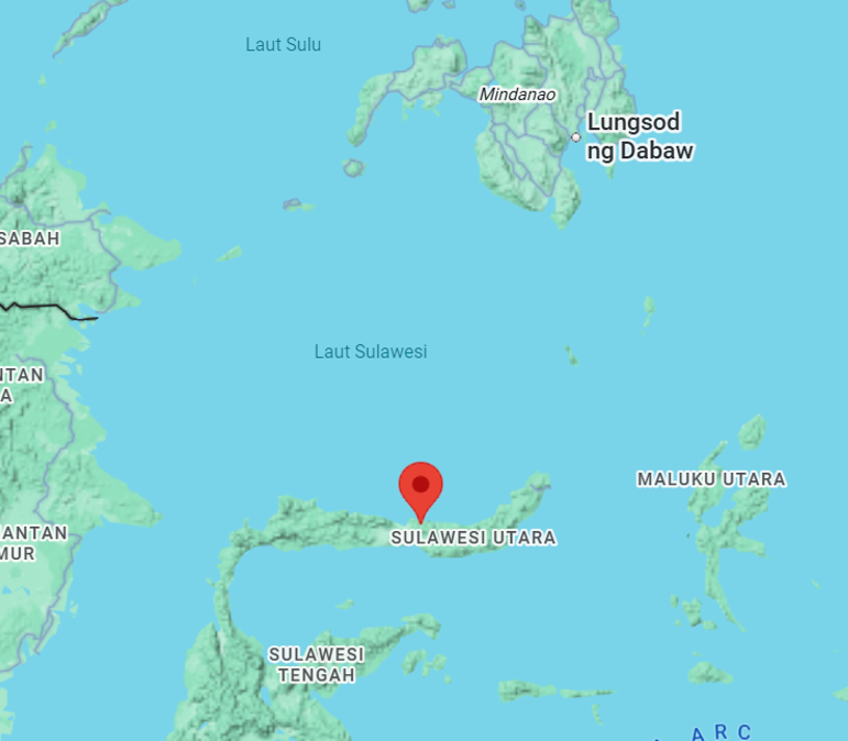 daryono_eq_talk's tweet photo. Kenaikan muka laut di Pantai Atinggola Gorontalo Utara pasca Gempa Davao M7.8. https://t.co/kk24P8w89U