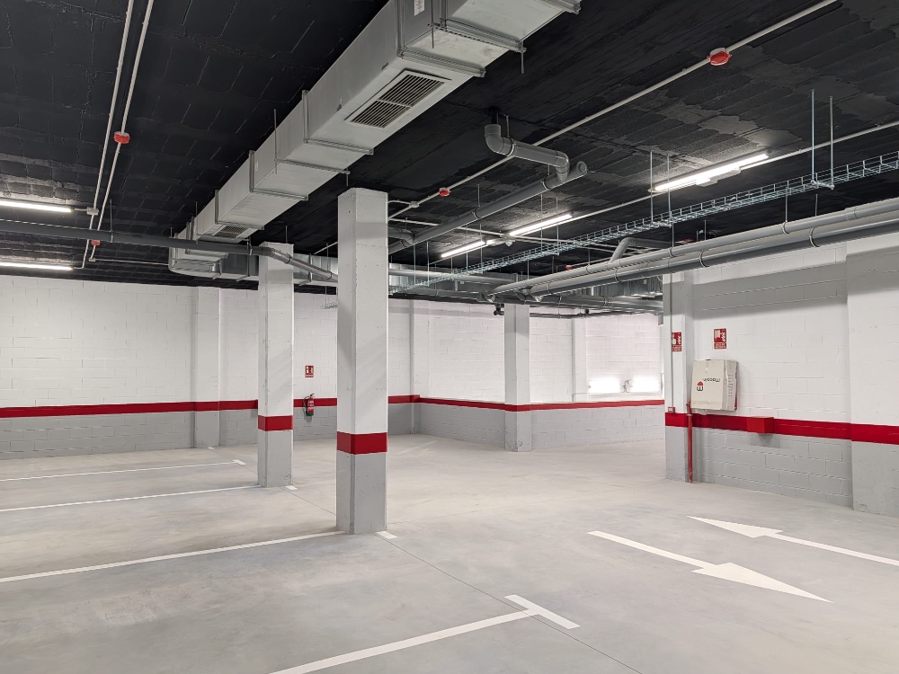 Jarquil's tweet photo. Finalizamos la #construcción de 33 #VPO para la Empresa Municipal de la Vivienda Almería XXI. Un #proyecto #residencial de marcado carácter social que destaca por su #sostenibilidad y #eficiencia energética. #edificación #viviendas #Almería https://t.co/0z65AgUiLs https://t.co/l989EJ5Eky