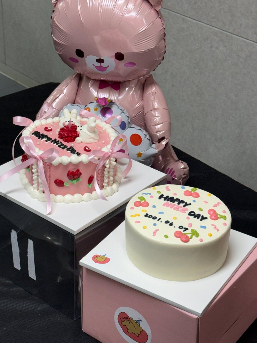 tiger_xin_news's tweet photo. #Nizz (⁠◍⁠•⁠ᴗ⁠•⁠◍⁠)⁠✧⁠*⁠。 #Plus_Chat #update ~~

~~ ++ Promise me that we'll spend my birthday together every year from now on 🤙🏻
I always miss you, I miss you so much..
Let's find some strength and do well this Monday too 🍀
I love you so, so much 💋

#XIN #NIZZ https://t.co/rTMaMed6kf