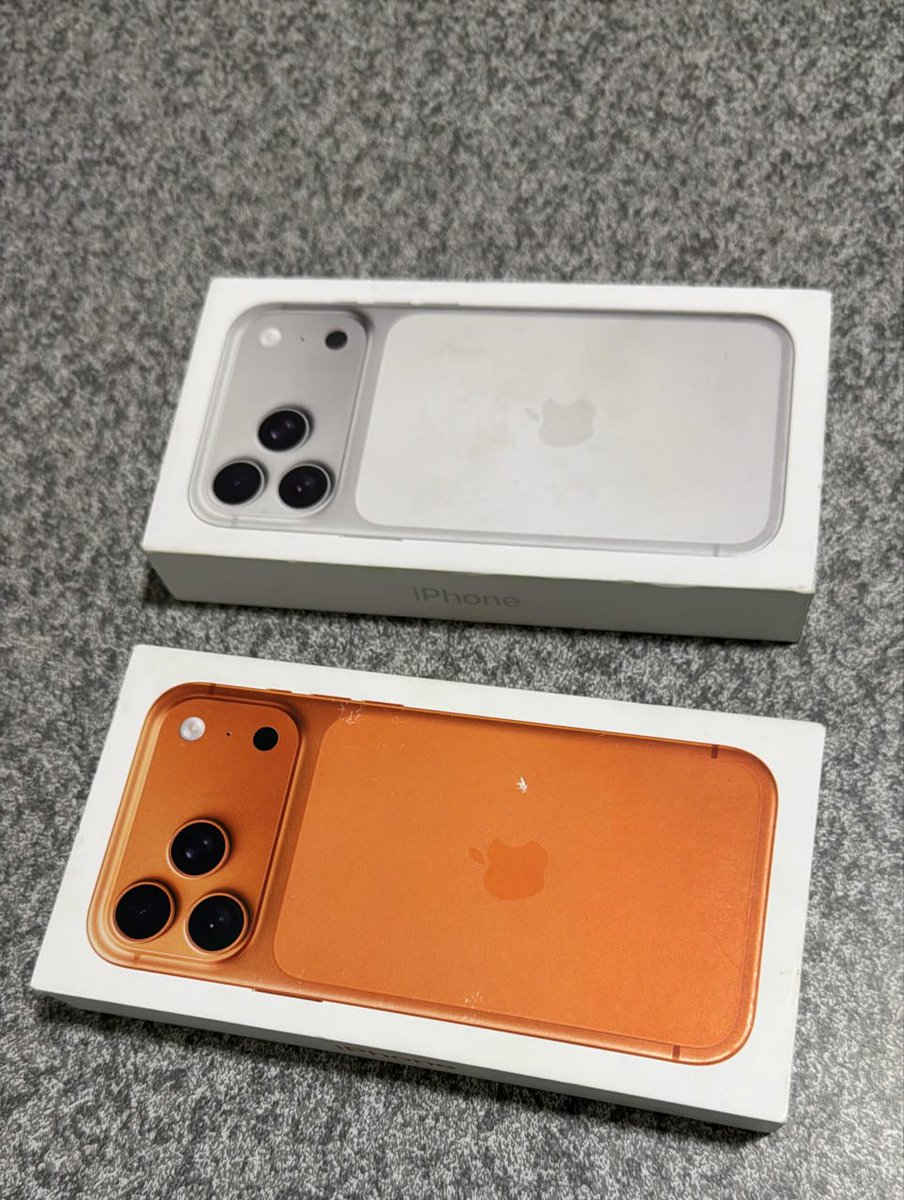 ElectronicsHven's tweet photo. Promotion  

Brand new sealed iPhone 17 Pro Max 

256GB
1 Sim+ Esim

5.8M only 

WhatsApp:  https://t.co/jvgHYHonrF https://t.co/XdPF6UVsiX