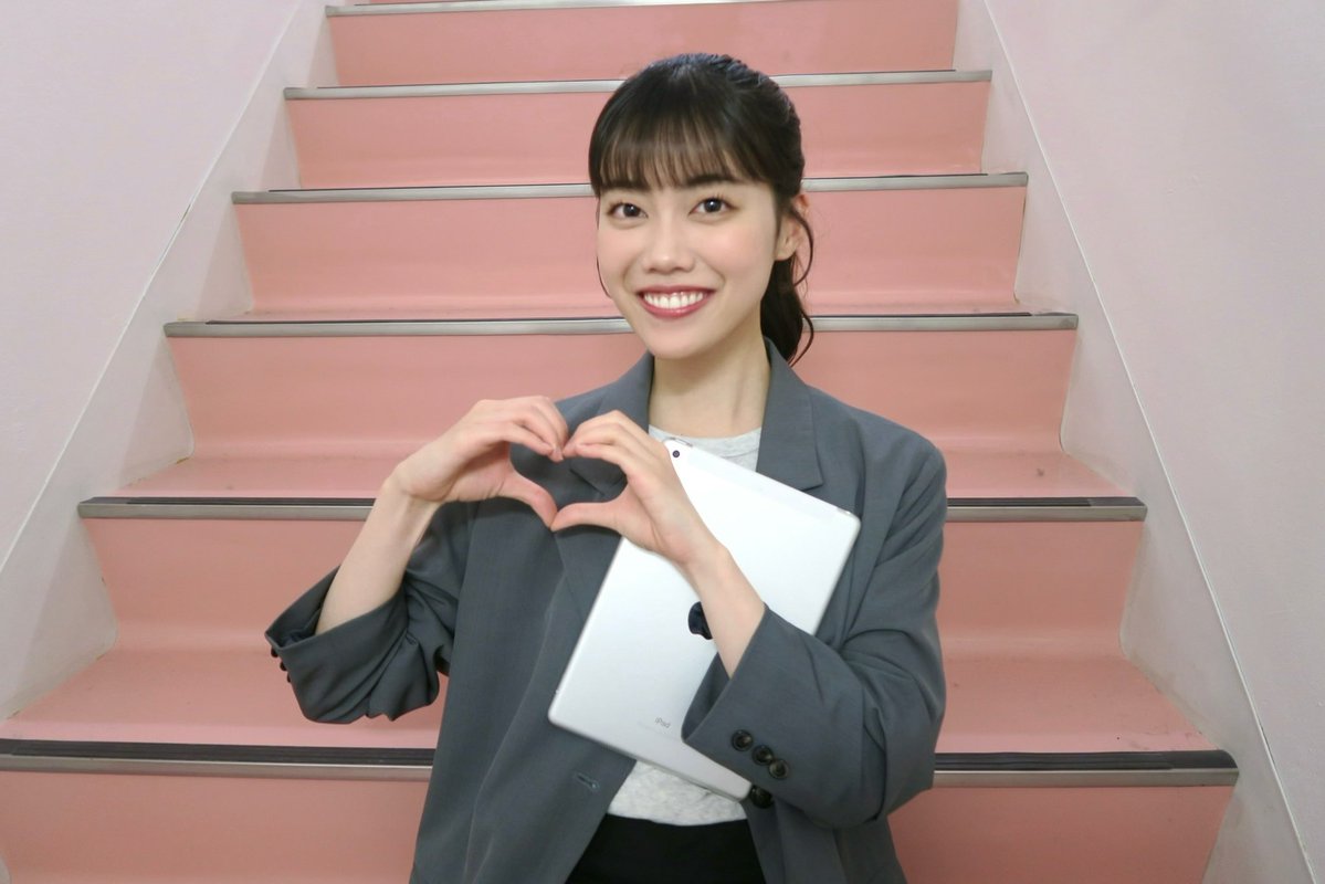 _____suumomo's tweet photo. 【Love and  Information】

昨日無事に大千穐楽を迎えました㊗️

皆さんと出会えたこと
そしてこの作品と出会えたこと
全てに感謝です🫶🏻

沢山の 学びと
刺激 と
愛 と

本当に幸せで尊い時間でした

足を運んでくださった皆さま
応援してくださった皆さま
心からありがとうございました💞

#loveandinformation
#水江萌々子