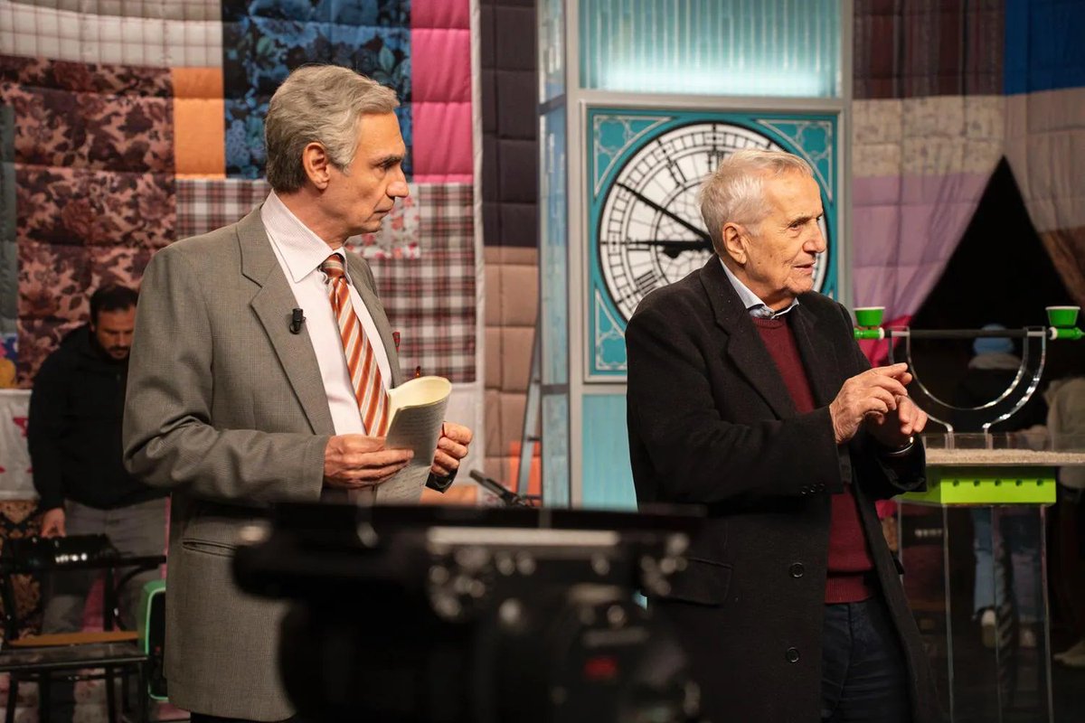 Cinguetterai's tweet photo. La serie tv #Portobello, di Marco Bellocchio e con Fabrizio Gifuni, arriverà in Rai a marzo 2027.

Bellocchio: "Mi piacerebbe però avere qualche riscontro: le piattaforme tendono a mantenere i dati riservati, mentre con la tv tradizionale il giorno dopo si conoscono gli ascolti" https://t.co/9G2MAbOtAc