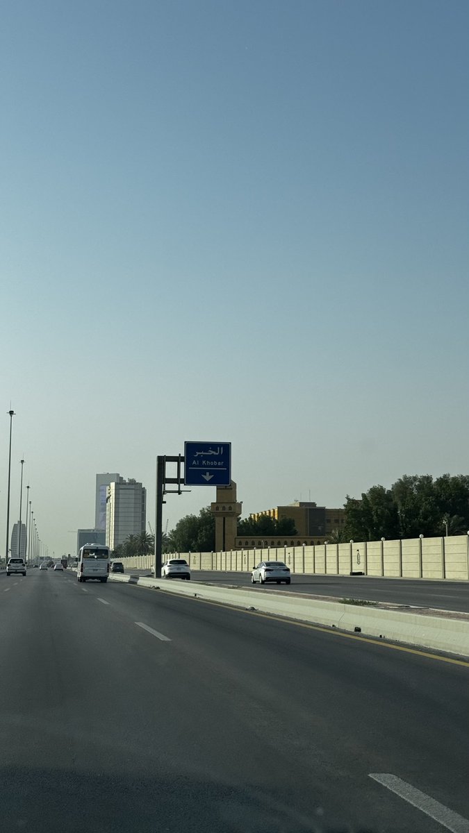 Turki001T's tweet photo. صباح هـذا اليوم 🤍. https://t.co/ZckxTbXIlp