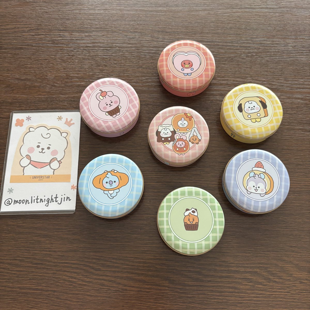 moonlitnightjin's tweet photo. BT21 プチキャン
譲渡 買取

譲 RJ以外

求 定価（¥275）+送料

定形外orクリックポスト対応可能です

お支払い方法
Paypay ＞ゆうちょ銀行

⚠️6/11〜6/15
渡韓予定の為発送不可
ご了承くださる方のみお願いいたします

ラプラとまとめての方を優先とさせていただきます

#BT21交換 https://t.co/3l4z24OHcg