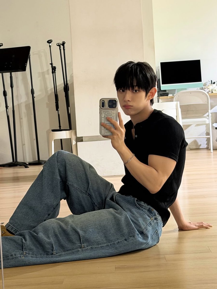 STEJAY_official's tweet photo. 06082026| Instagram Update (2/2)

monday vibes☀️ 

🔗https://t.co/KHMkZFH7lH

#AHOF #아홉 #STEVEN #스티븐 #SteVentuallyYours https://t.co/B5cWvOlLC9