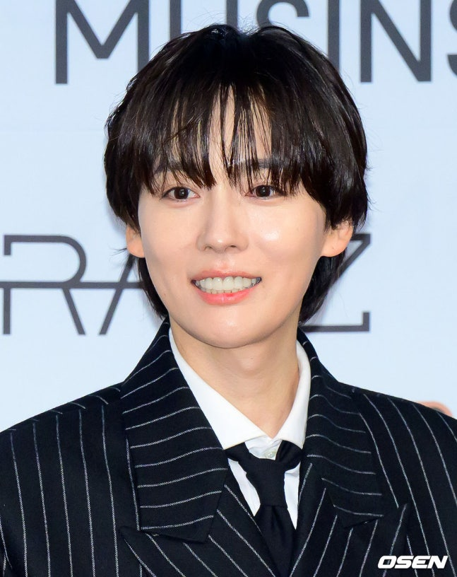dobbyyosh's tweet photo. WINNER's Kim Jinwoo full of smiles 🖤
#김진우 #jinu  https://t.co/pNY4EeHpny https://t.co/QlTmrAHH9G