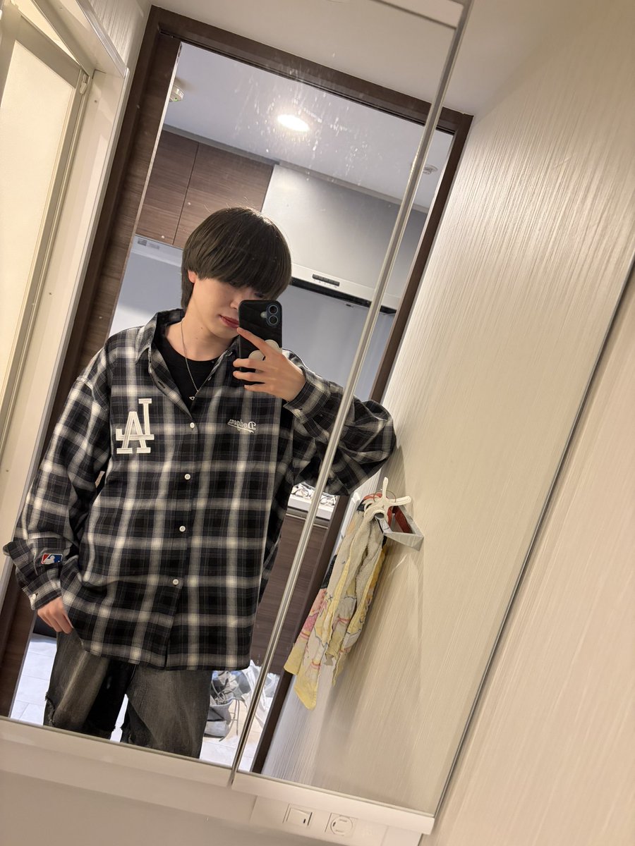 Makeo_bs's tweet photo. 金髪を引退 https://t.co/rOitW1VTnm