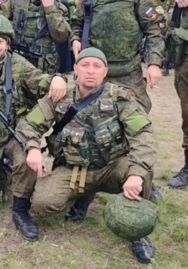xaendau's tweet photo. @Holstered Honestly the amount of these second chechen war ahh 
vests is sickening https://t.co/vAcP3BBG4p