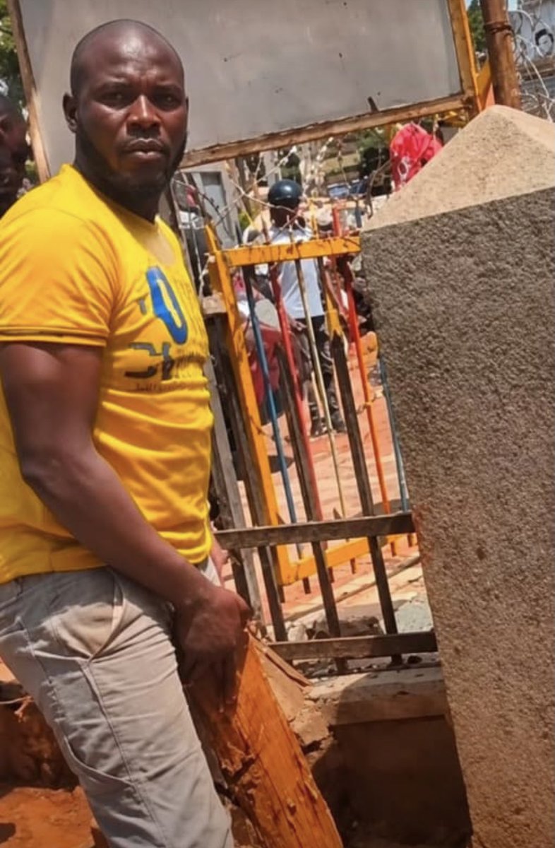 ayera_desire's tweet photo. This man is one of the men that denied @GongodyoSidney the right to explain himself and hit him like he didn’t deserve to live. @PoliceUg I pray all freedom is stripped from him https://t.co/t1WD8RElub