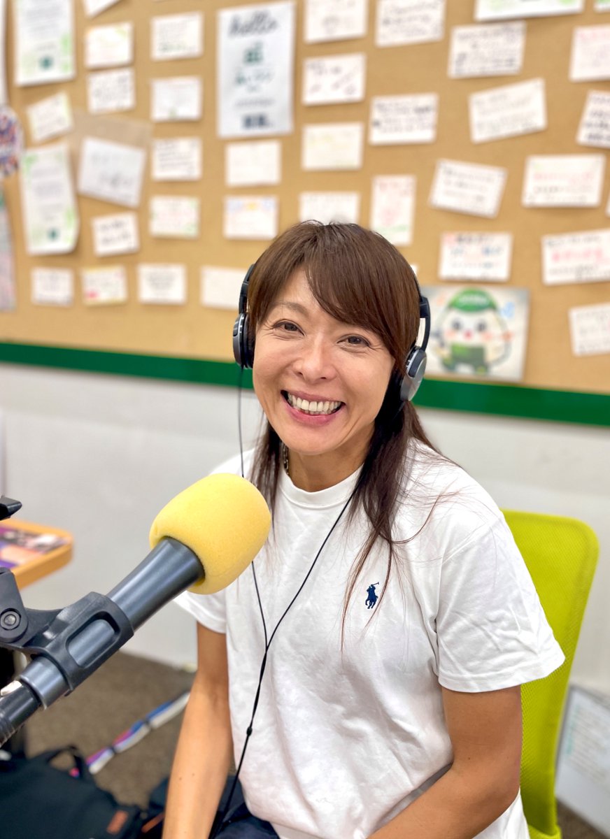 ageofm's tweet photo. ＼🕓このあと16時からは／
『気まぐれone more thing』
パーソナリティは、
あんよしさんです😊✨

📩テーマ
「忘れられない出会い」
メールお待ちしてます☺️

今日のゲストは❗️
#ポポキイーリオ
パーソナリティのポポ子さん🐶😸

是非お聴き下さいませ📻✨

#あいラジ　#きまぐれomt https://t.co/u9N5isRhs1