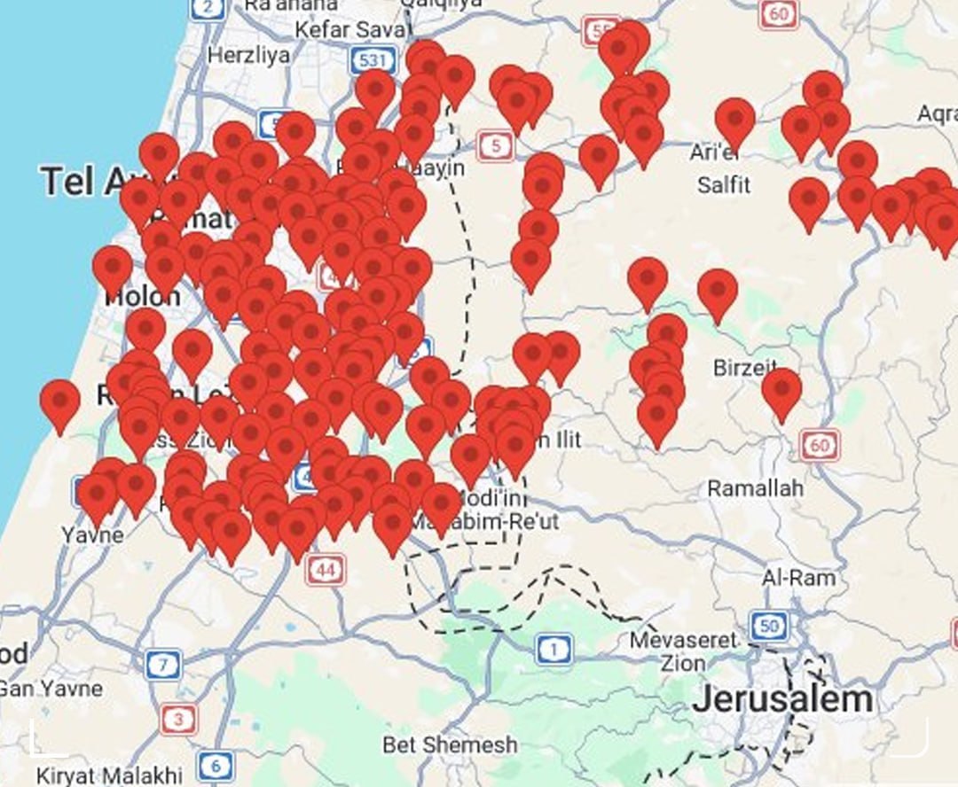 MrHitman0's tweet photo. #BREAKING 
Tel Aviv under attack https://t.co/FH4xpNvMSx