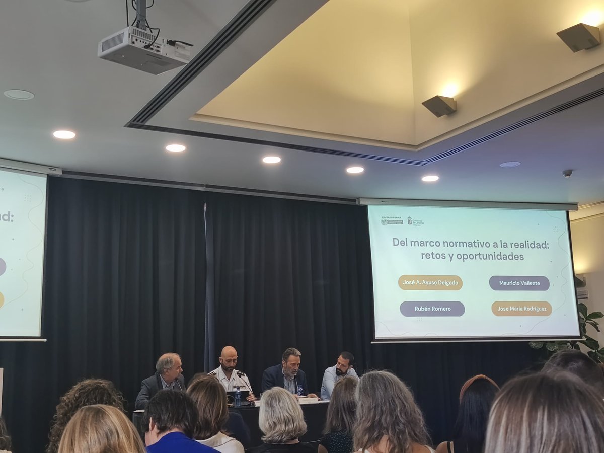 ComillasRefugio's tweet photo. 🇪🇺🗓️El pasado viernes asistimos al evento “Pacto Europeo de Migración y Asilo: retos e incertidumbre ante su inminente implementación” en Madrid. Un espacio clave para abordar los desafíos del nuevo marco europeo desde la acogida, el asilo y los derechos humanos. https://t.co/HSshxCzlJL