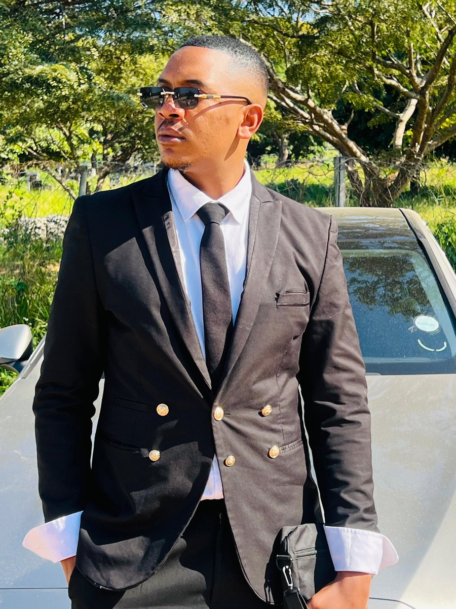 Therealgreg7's tweet photo. Suited for you Hubby ❤️ https://t.co/qLMzjjZhEx