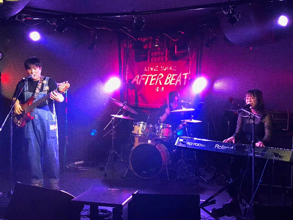merukerumeriken's tweet photo. 6/7 The Pando Presents 音樹噺💚🩵

イトゥさん誕生日
おめでとう御座います🎂
お誘い頂きありがとうございます♪
とても楽しかったです‼︎
イエスッ❤️‍🔥

京都After Beatの
皆様が作ったピッツァ🍕
めっちゃ美味しかったな〜😽 https://t.co/uCJh5Vdpix